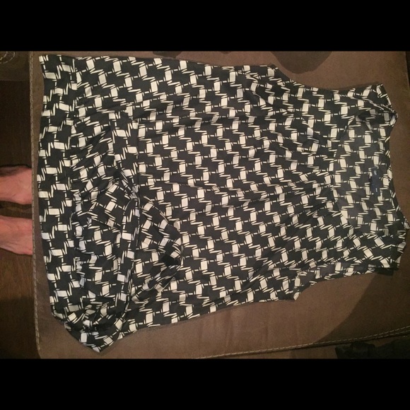 Girls shirt size 10-12 - Picture 7 of 8